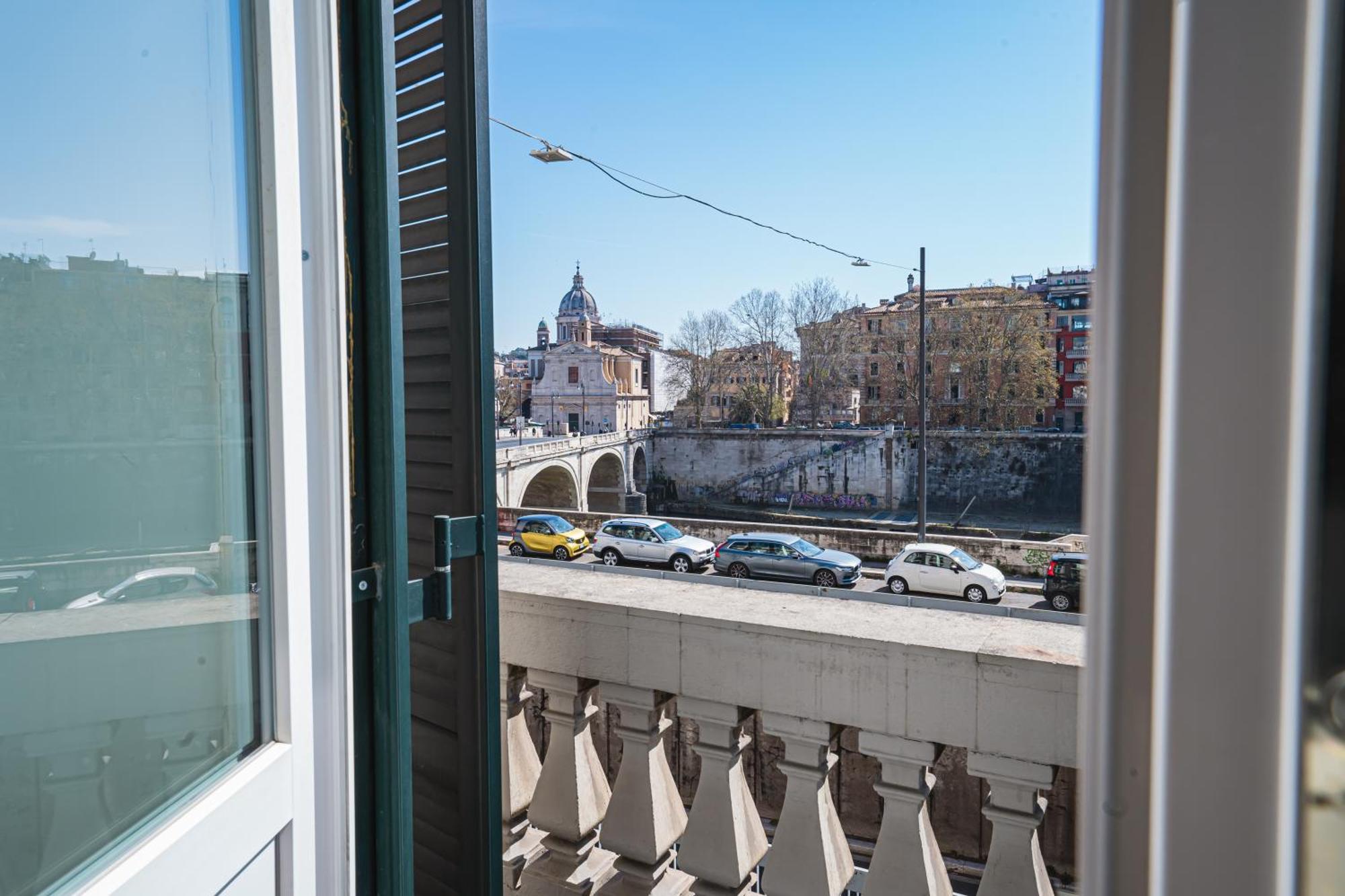History Suite Essence Rome Exterior photo