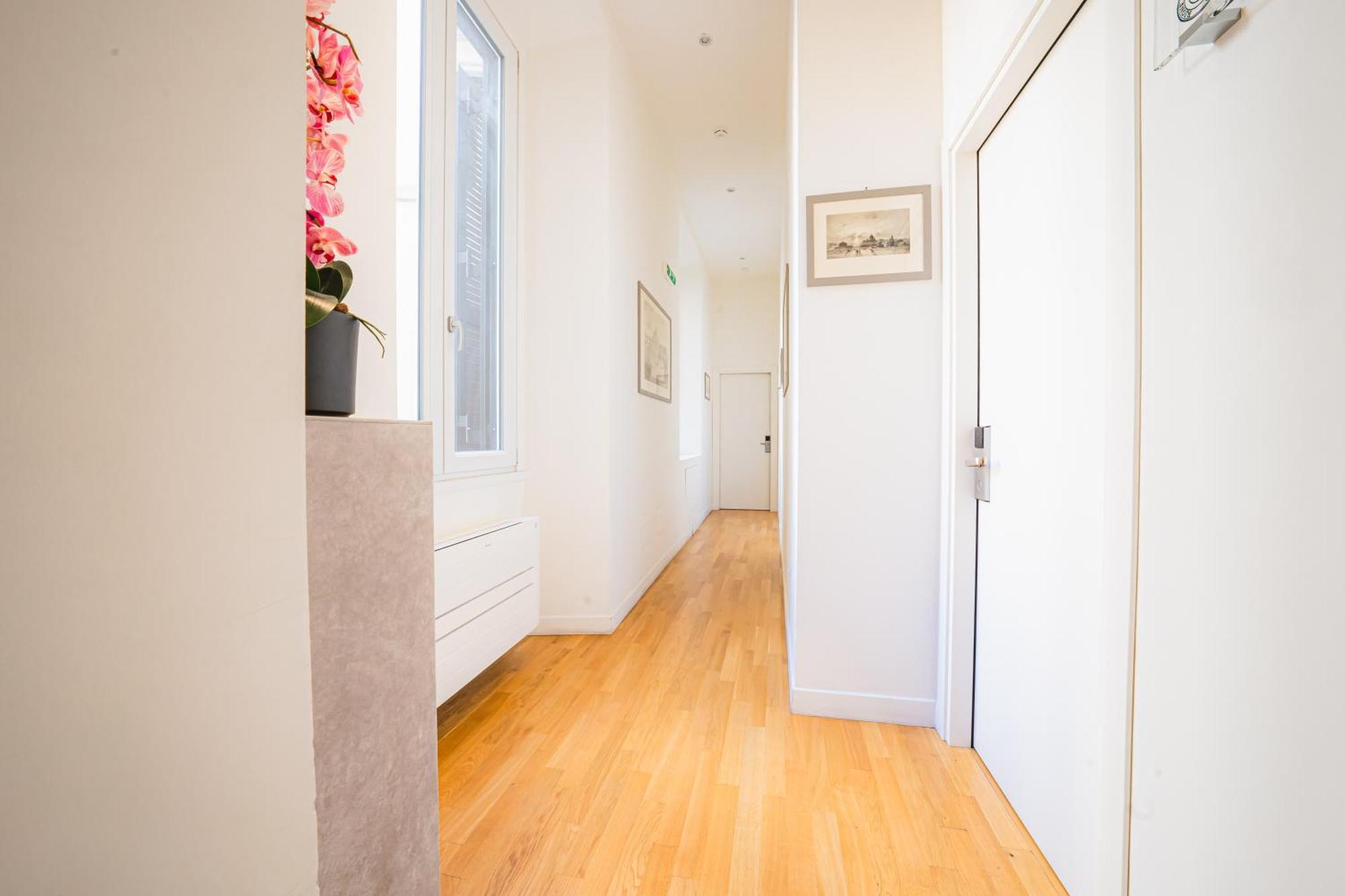 History Suite Essence Rome Exterior photo
