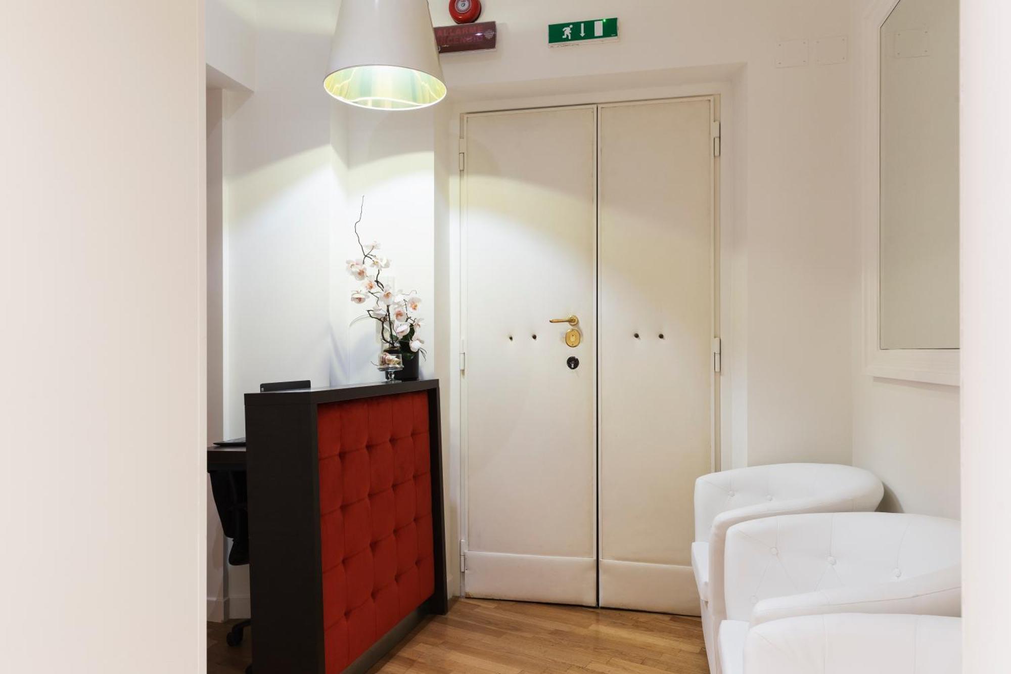History Suite Essence Rome Exterior photo