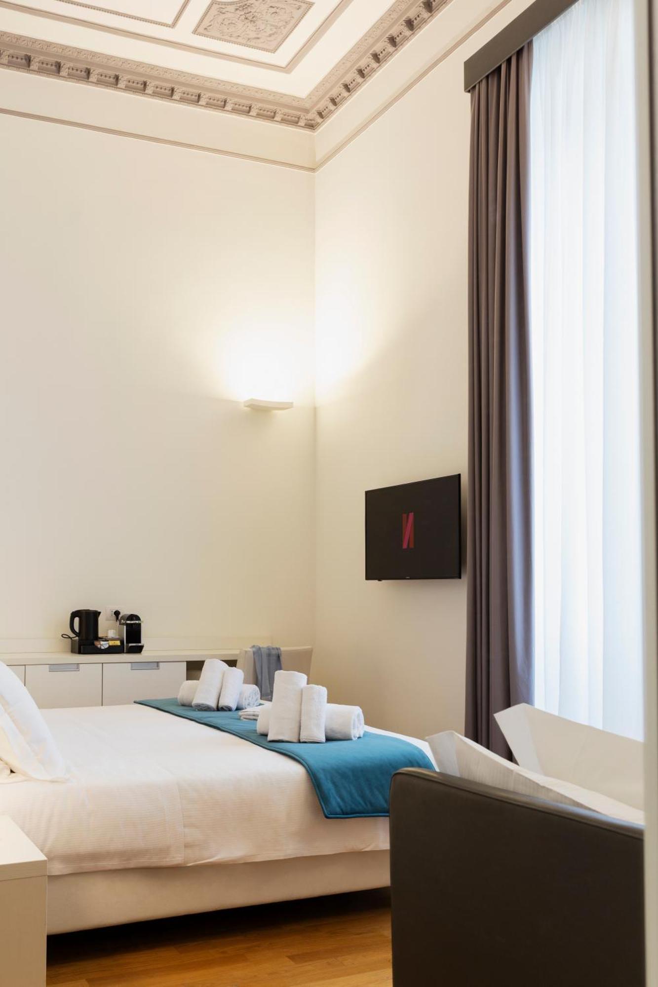 History Suite Essence Rome Exterior photo